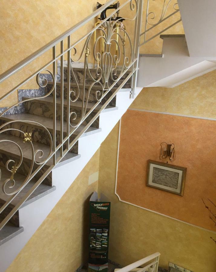 Il B&B Maison Graziella Виагранде Екстериор снимка